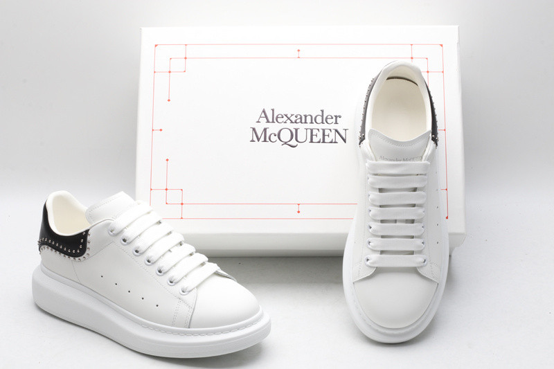 ALEXANDER MCQUEEN SNEAKER