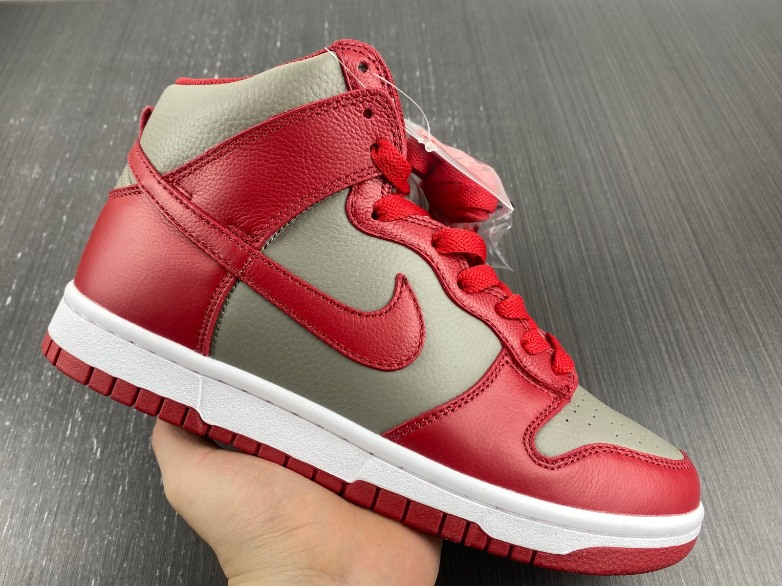 Nike Dunk High UNIV 850477-001