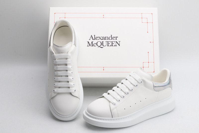 ALEXANDER MCQUEEN SNEAKER