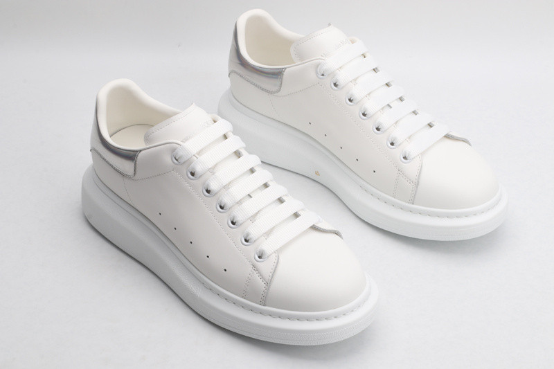 ALEXANDER MCQUEEN SNEAKER