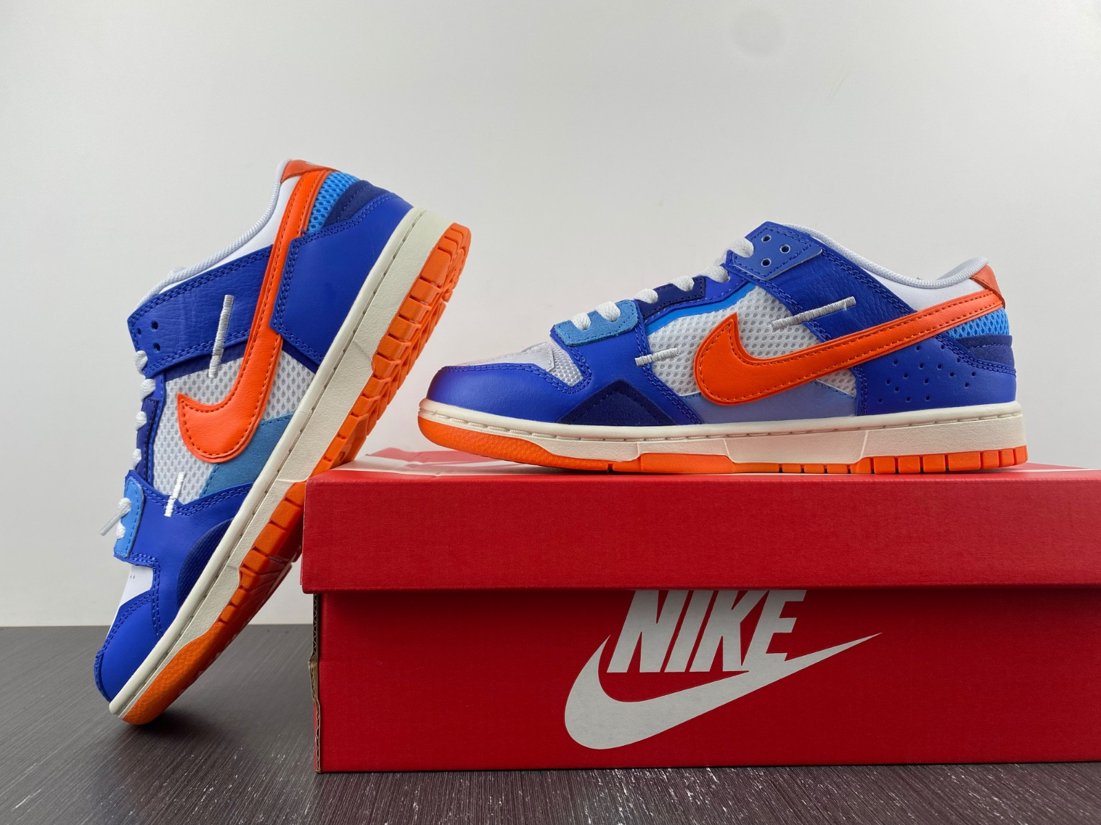 Nike Dunk Scrap “Knicks” DM0128-10J