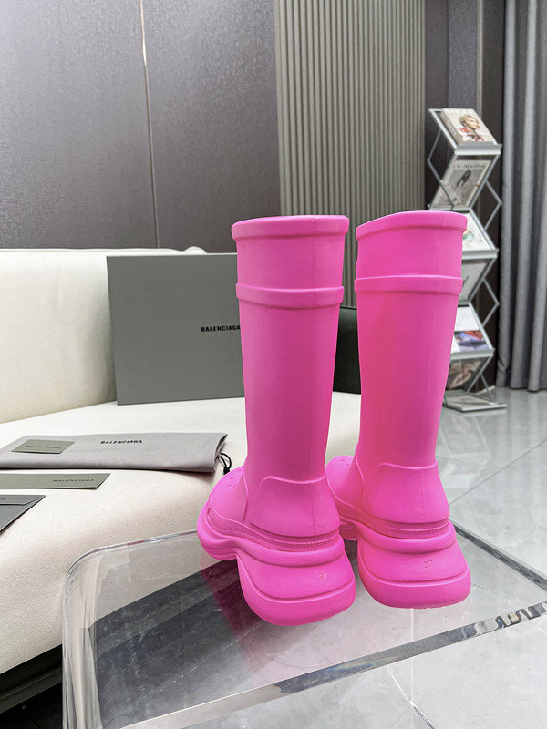 ba*len*cia*ga x Cr*0*s boot pink