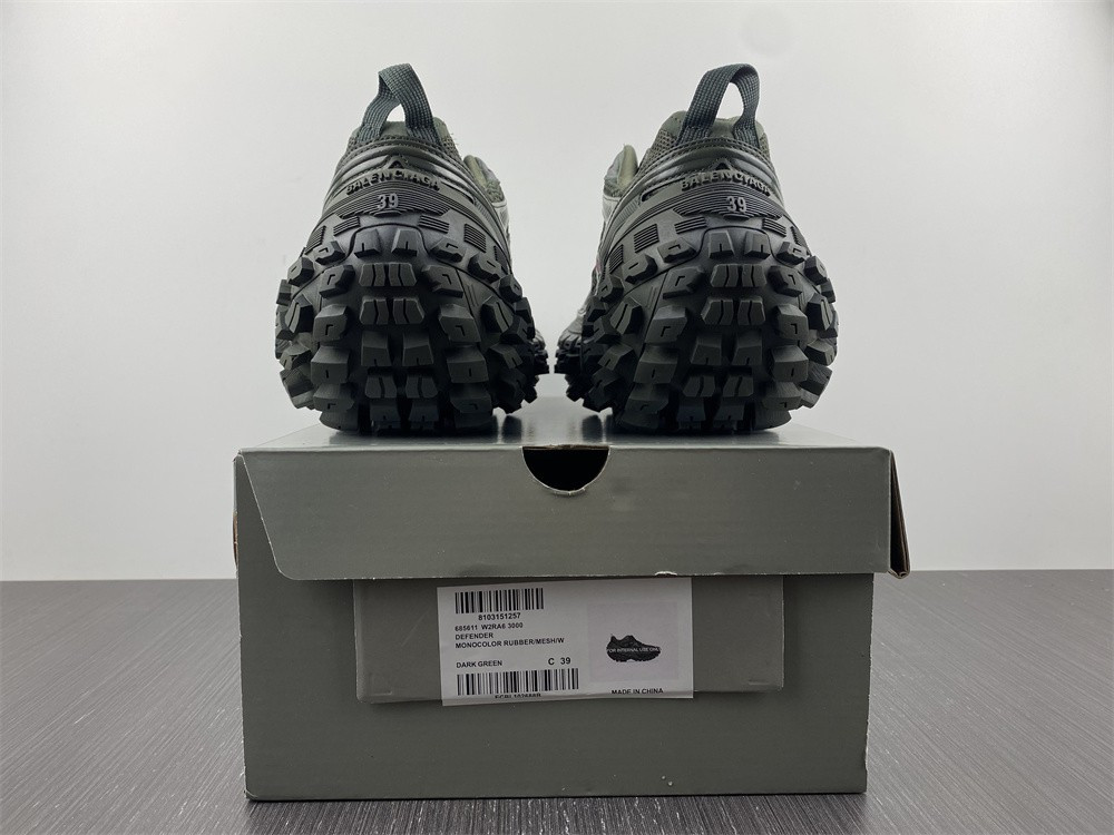 Ba*len*cia*ga bouncer chunky-sole sneakers