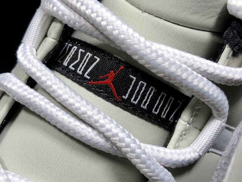 AIR JORDAN 11 RETRO LOW