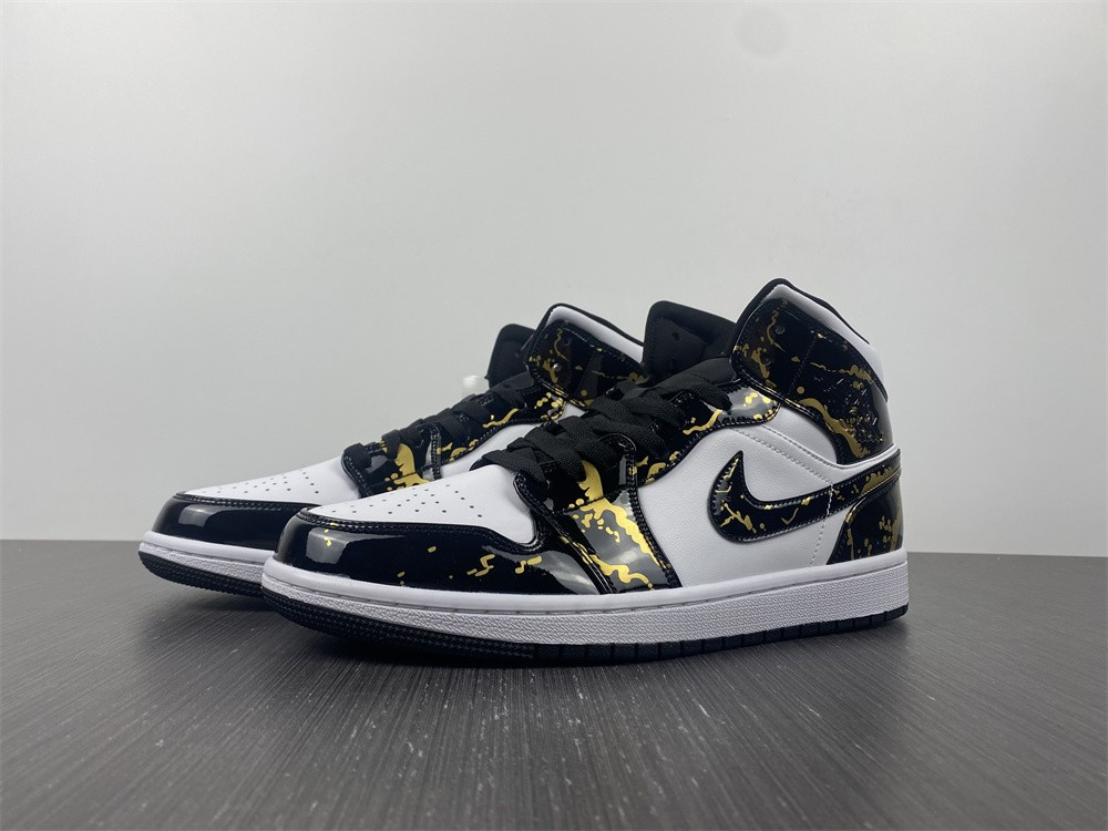 AIR JORDAN 1 MID 554724-132