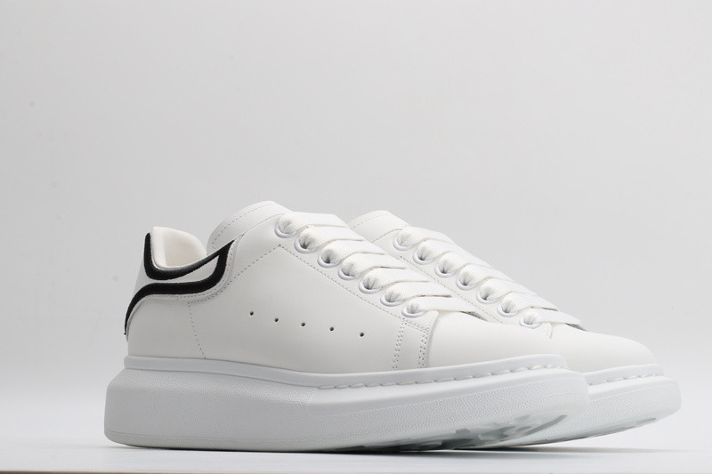 ALEXANDER MCQUEEN SNEAKER