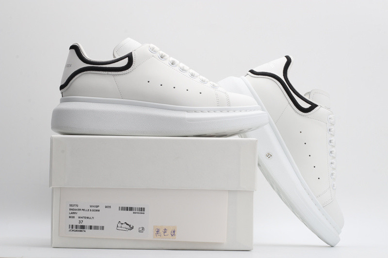 ALEXANDER MCQUEEN SNEAKER