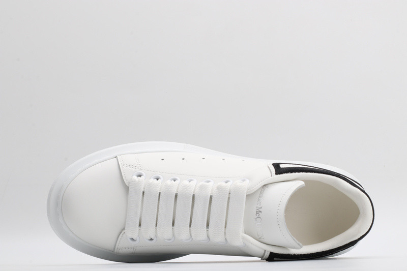 ALEXANDER MCQUEEN SNEAKER