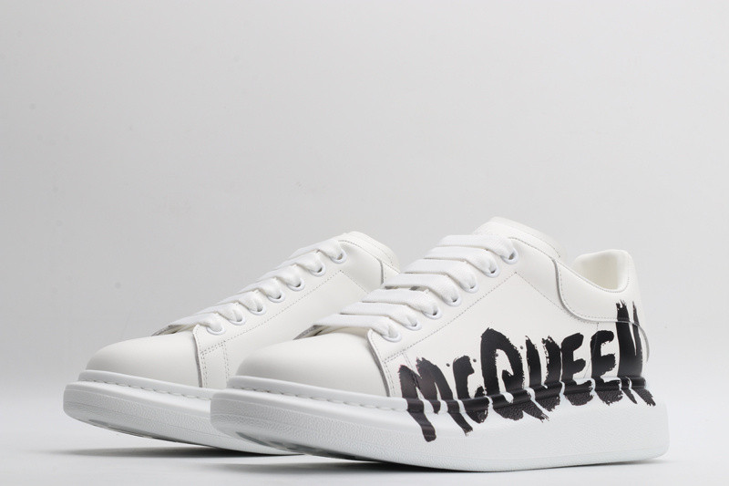 ALEXANDER MCQUEEN SNEAKER