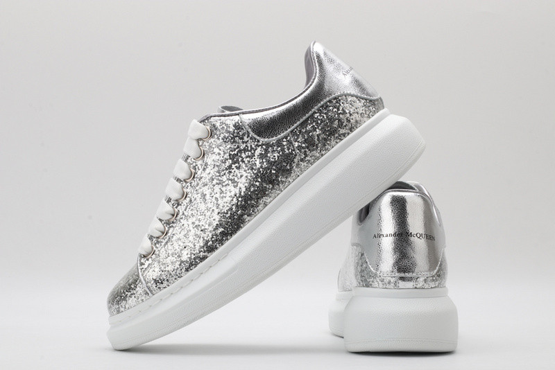 ALEXANDER MCQUEEN SNEAKER