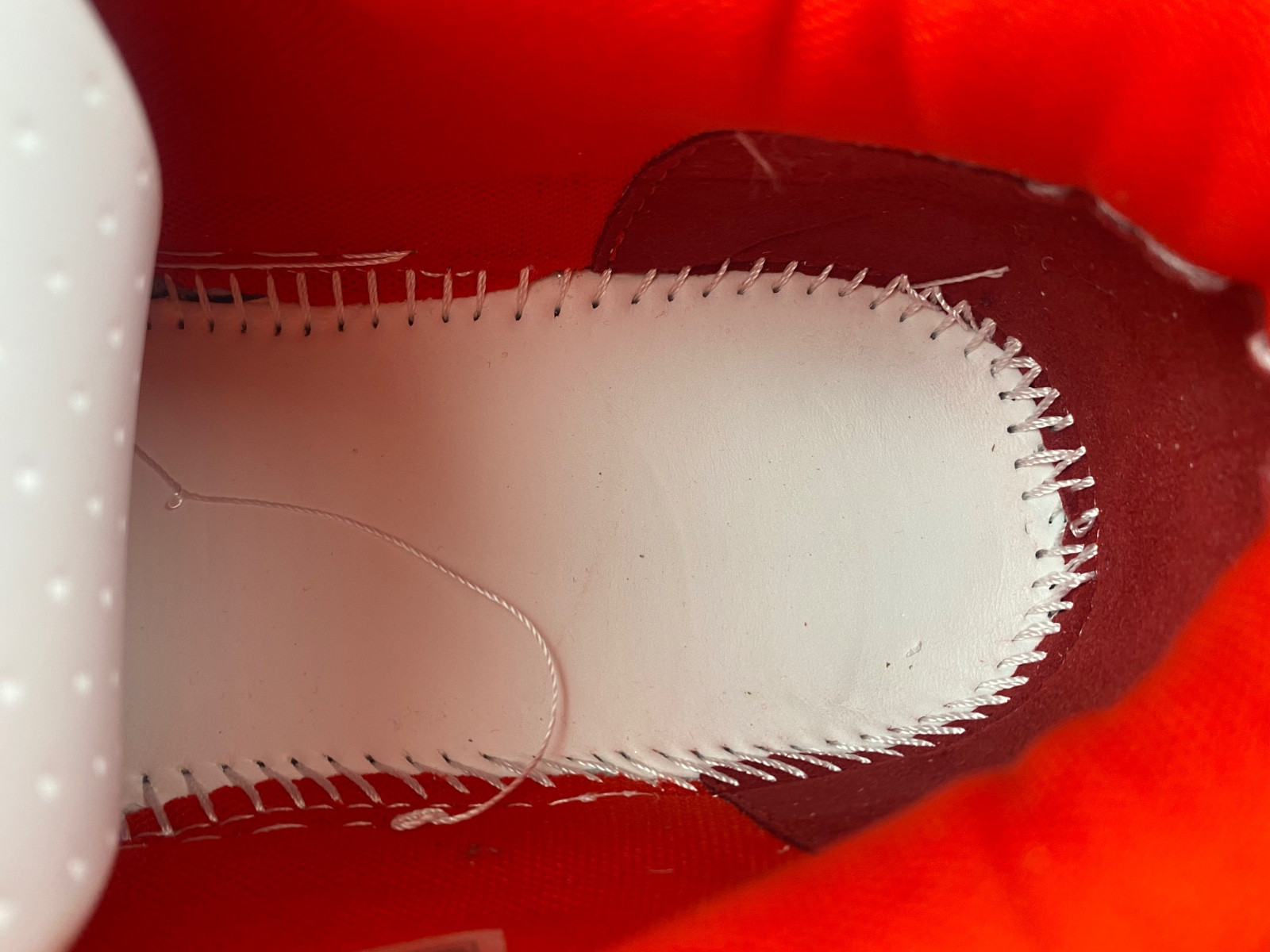 Off-White c/o Virgil Abloh