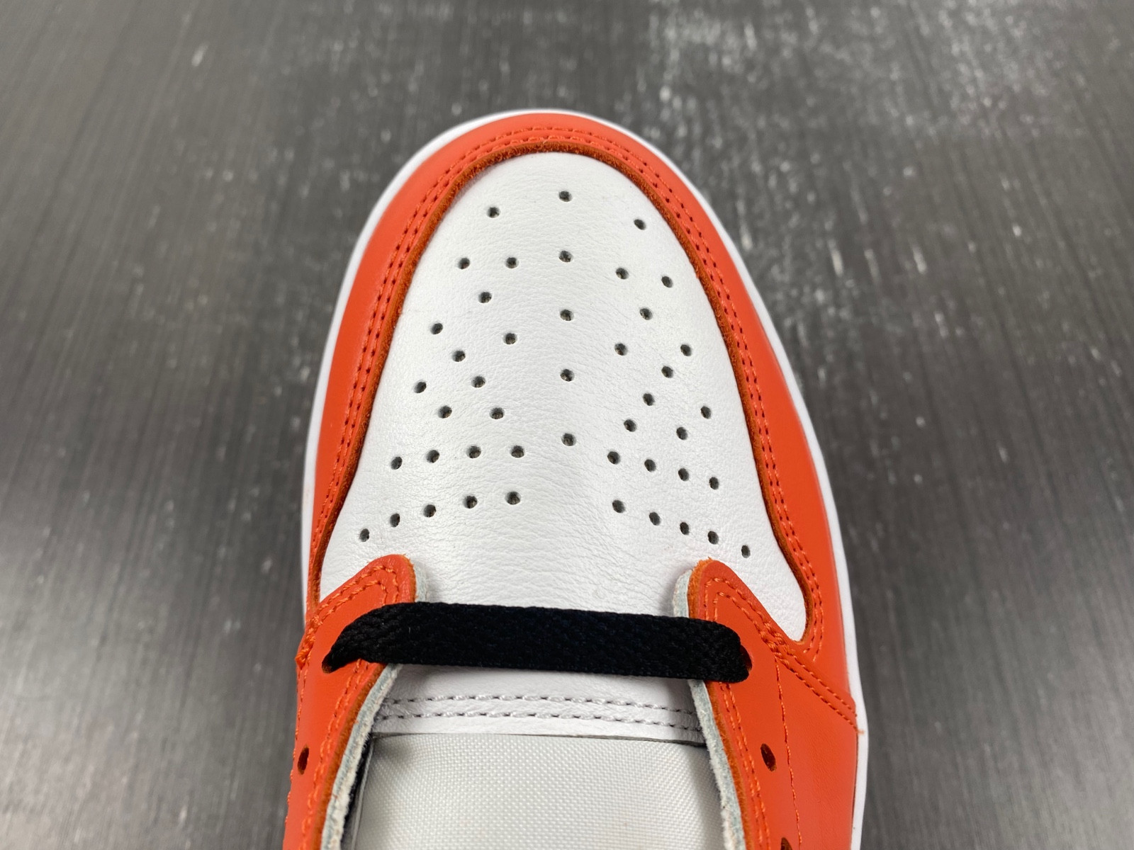 AIR JORDAN 1 LOW OG “SHATTERED BACKBOARD‘ CZ0790-801