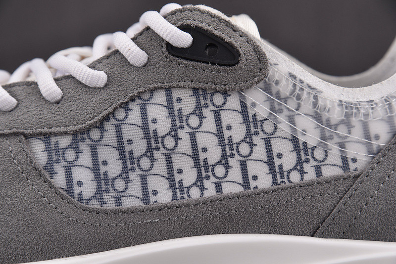 D10r B25 Oblique Runner Sneaker