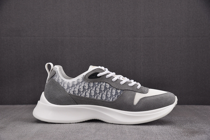 D10r B25 Oblique Runner Sneaker