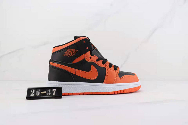 AIR JORDAN 1 KIDS SHOES
