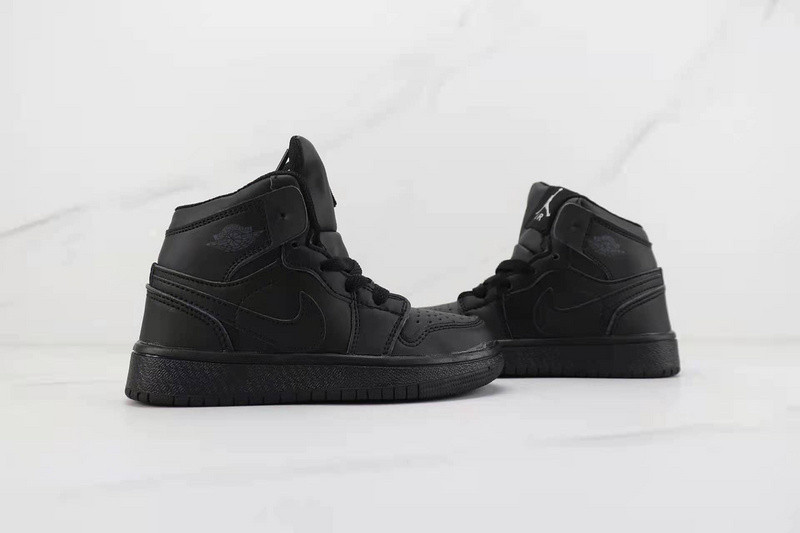 AIR JORDAN 1 KIDS SHOES
