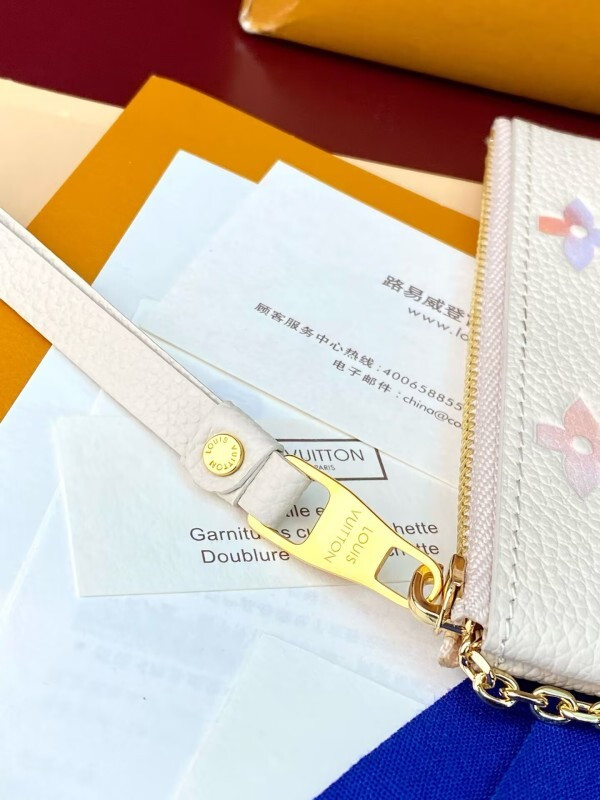 l0vis Vvtt0n limited edition key pouch purple beige m25597