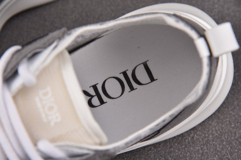 D10r B25 Oblique Runner Sneaker