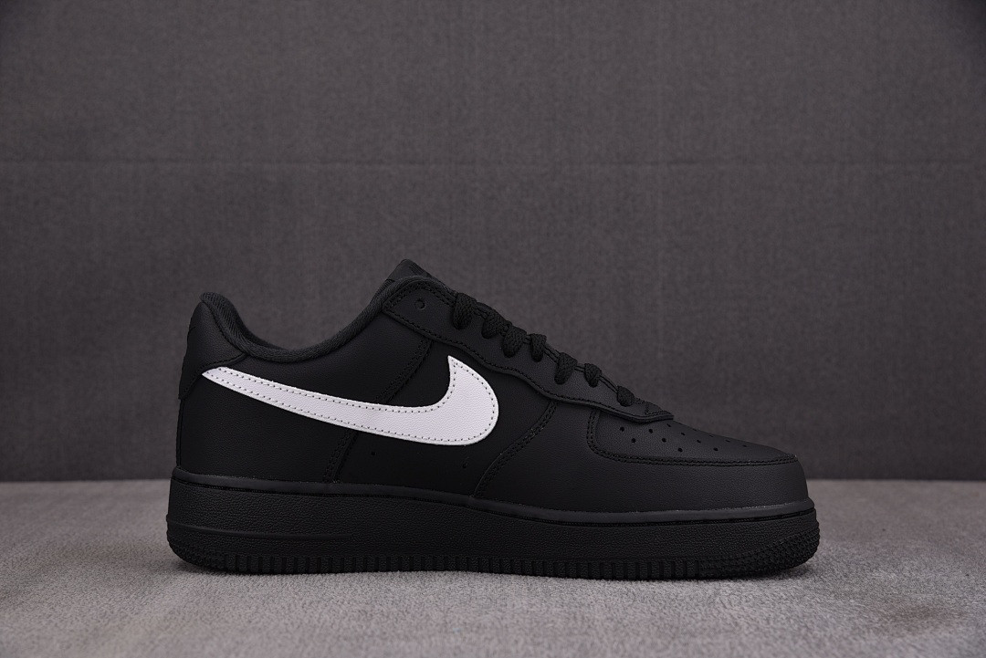 S*prem* × NIKE AIR FORCE 1 LOW CU9225-002