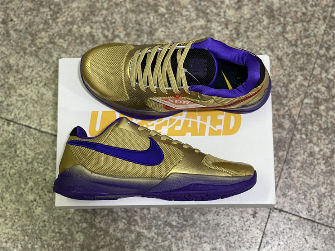 Nike Kobe 5 Protro x Undefeated Hall of Fame | DA6809-700