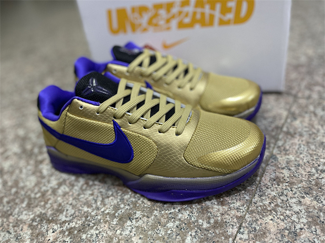 Nike Kobe 5 Protro x Undefeated Hall of Fame | DA6809-700