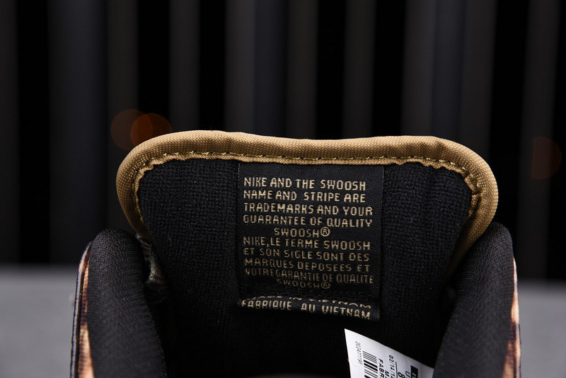 Nike Dunk SB Low Pushead 2 536356-002