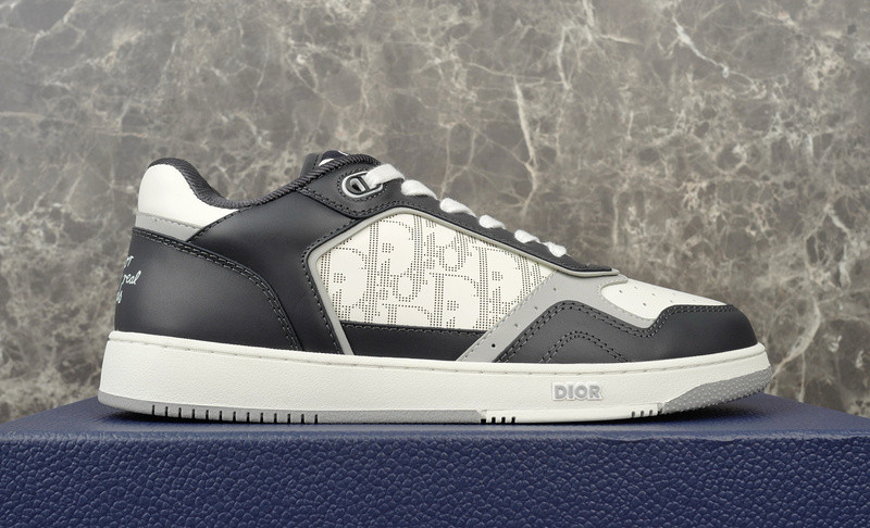DIOR SNEAKERS