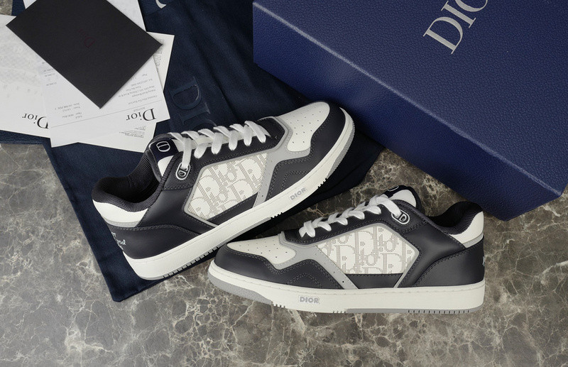 DIOR SNEAKERS