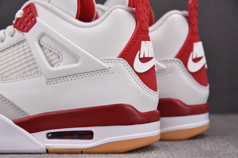 Nike SB x Air Jordan 4 Varsity Red DR5415-106