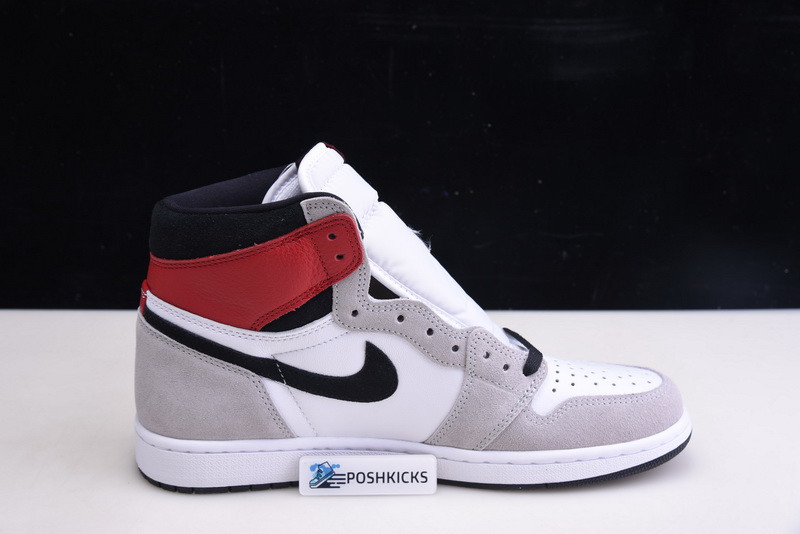 Air Jordan 1 Retro High Light Smoke Grey 555088-126