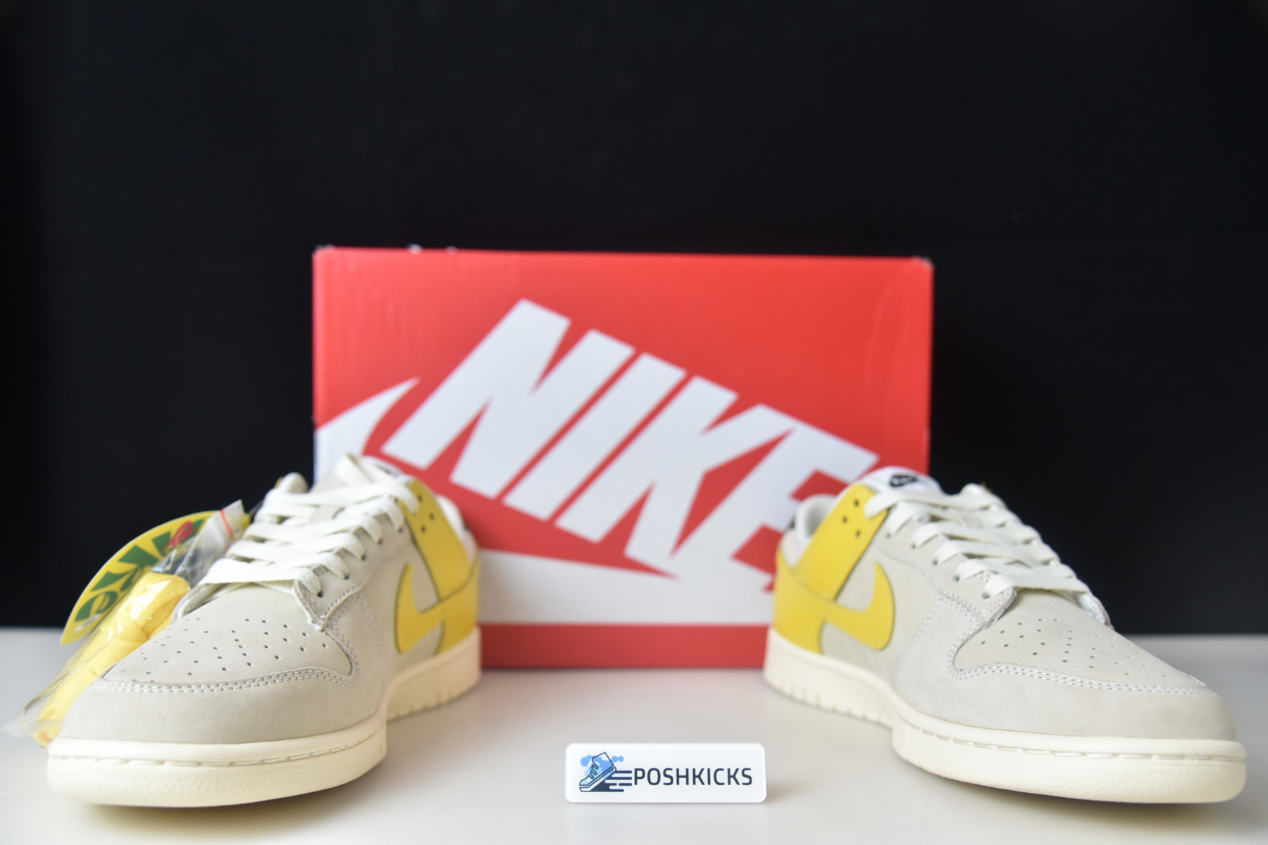 Nike Dunk Low Banana DR5487-100