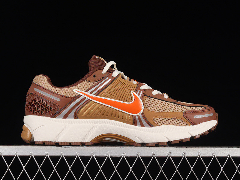 Nike Air Zoom Vomero 5