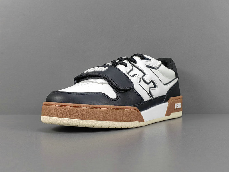 FENDI SNEAKERS