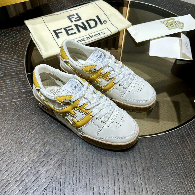 FENDI SNEAKERS