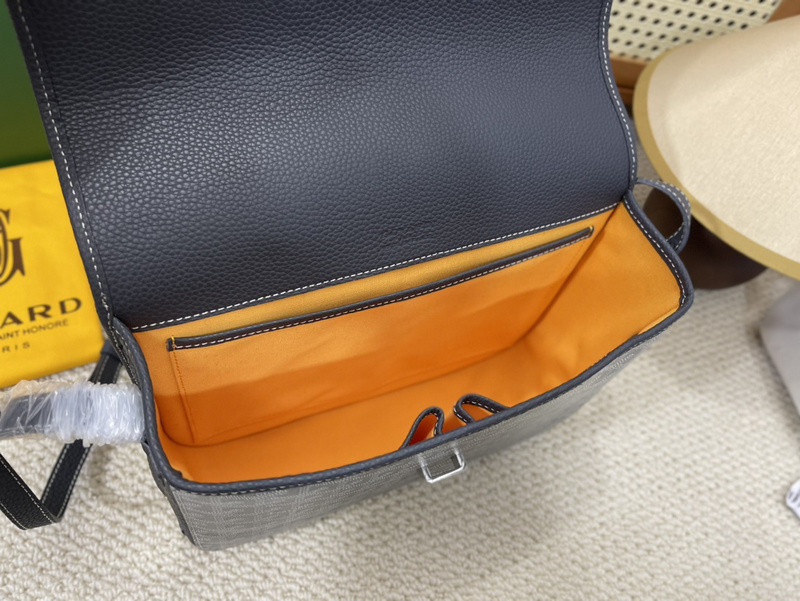 GOYARD BELVEDERE