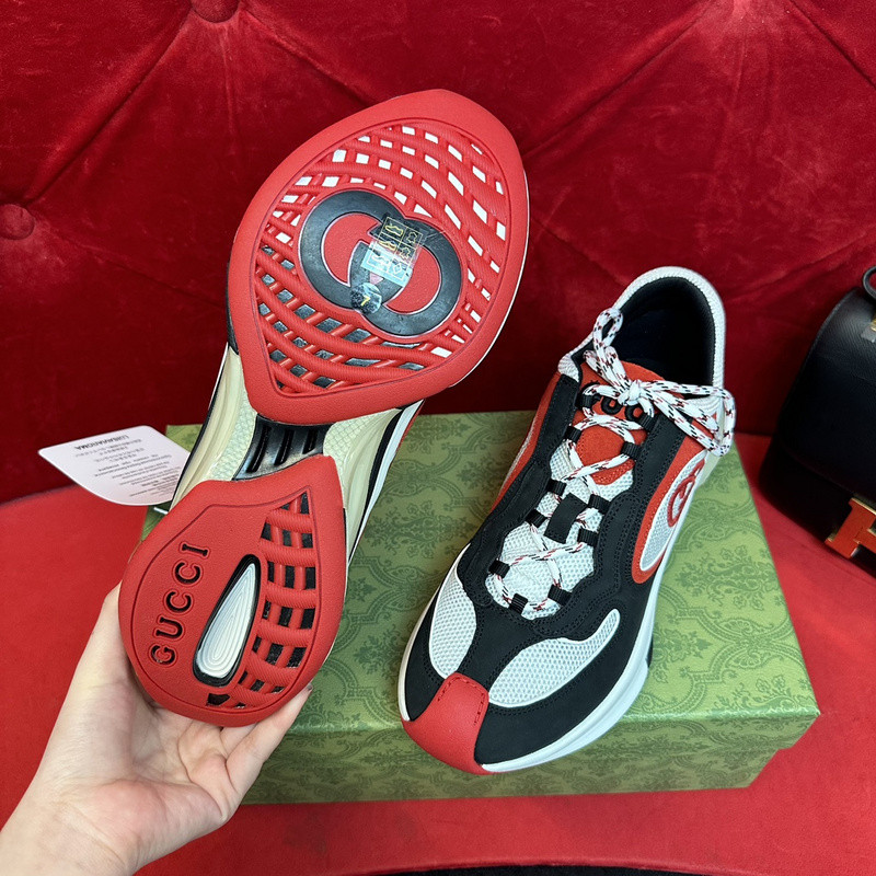 G*u*i run lace-up sneakers