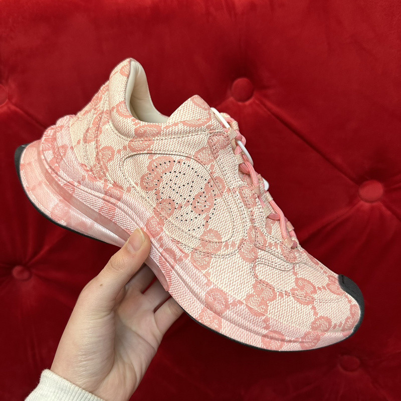 G*u*i run lace-up sneakers