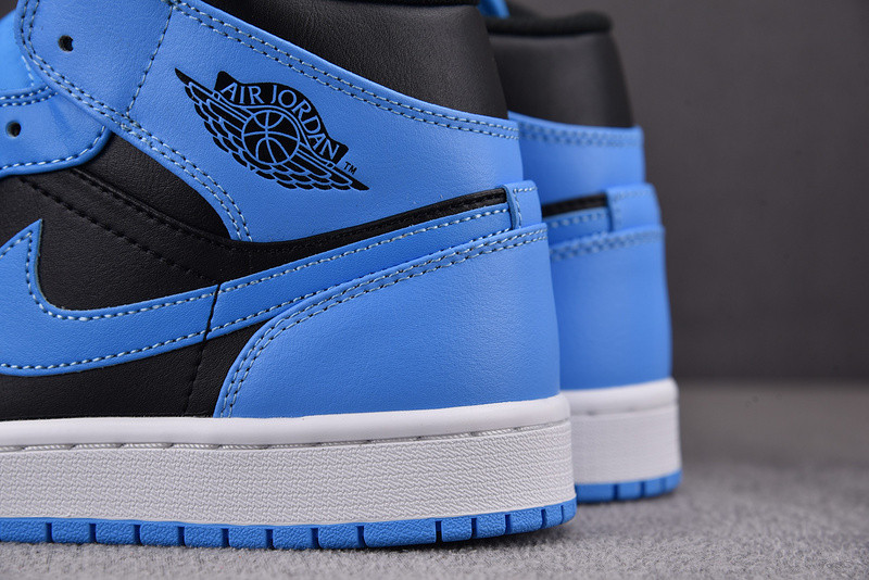 Air Jordan 1 Mid University Blue DQ8426-401