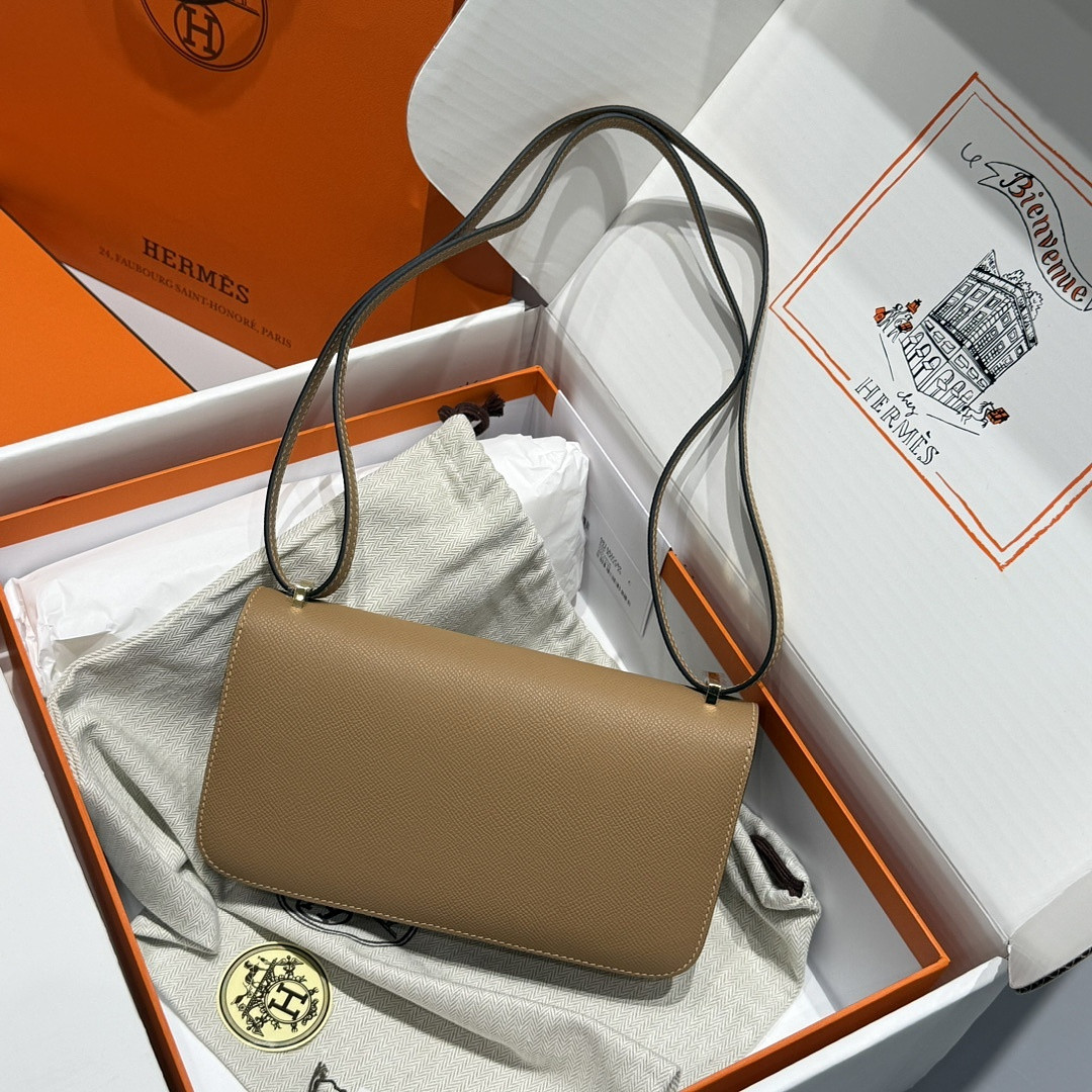 H*RMES BAGS size 24x12x4cm