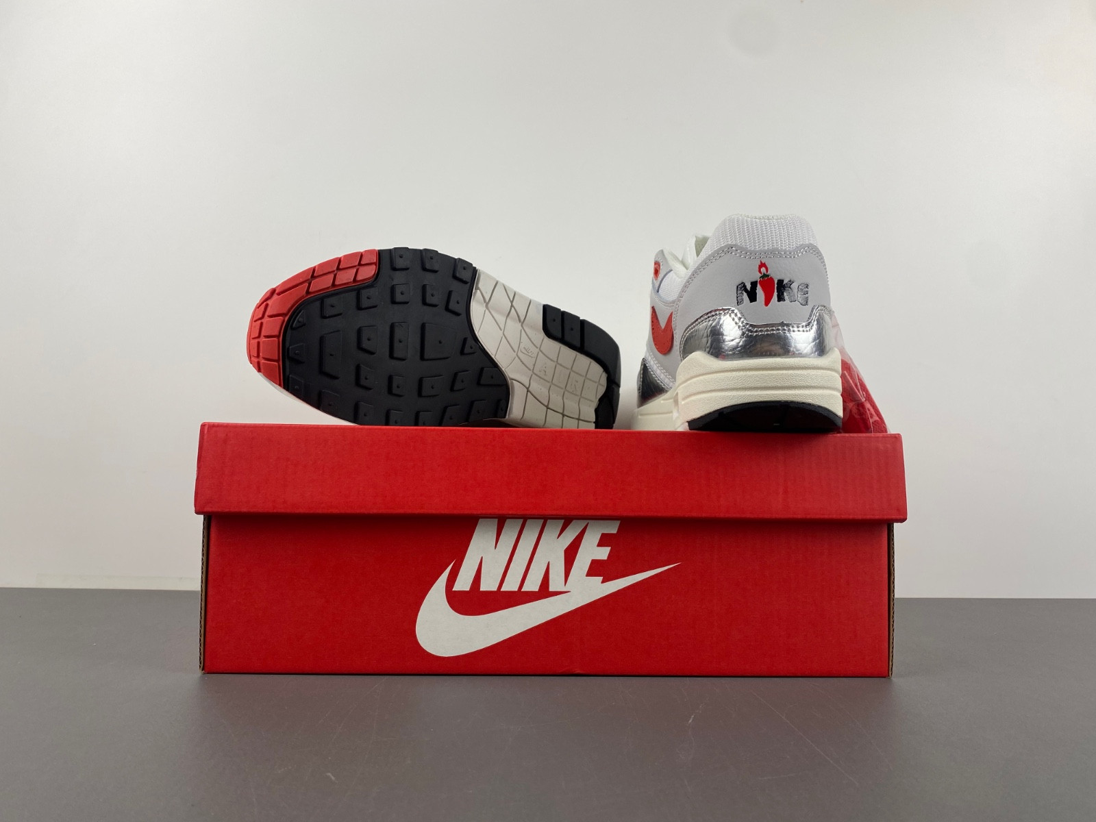 Nike Air Max 1 PRM SE Hot Sauce HF7746-100