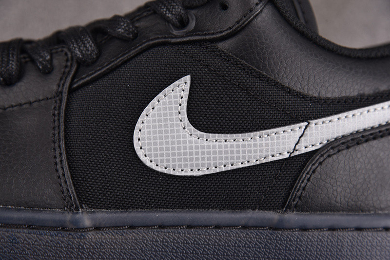 Air Jordan 1 Low "Dark Gum Soles" HV5968-001