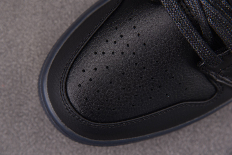 Air Jordan 1 Low "Dark Gum Soles" HV5968-001