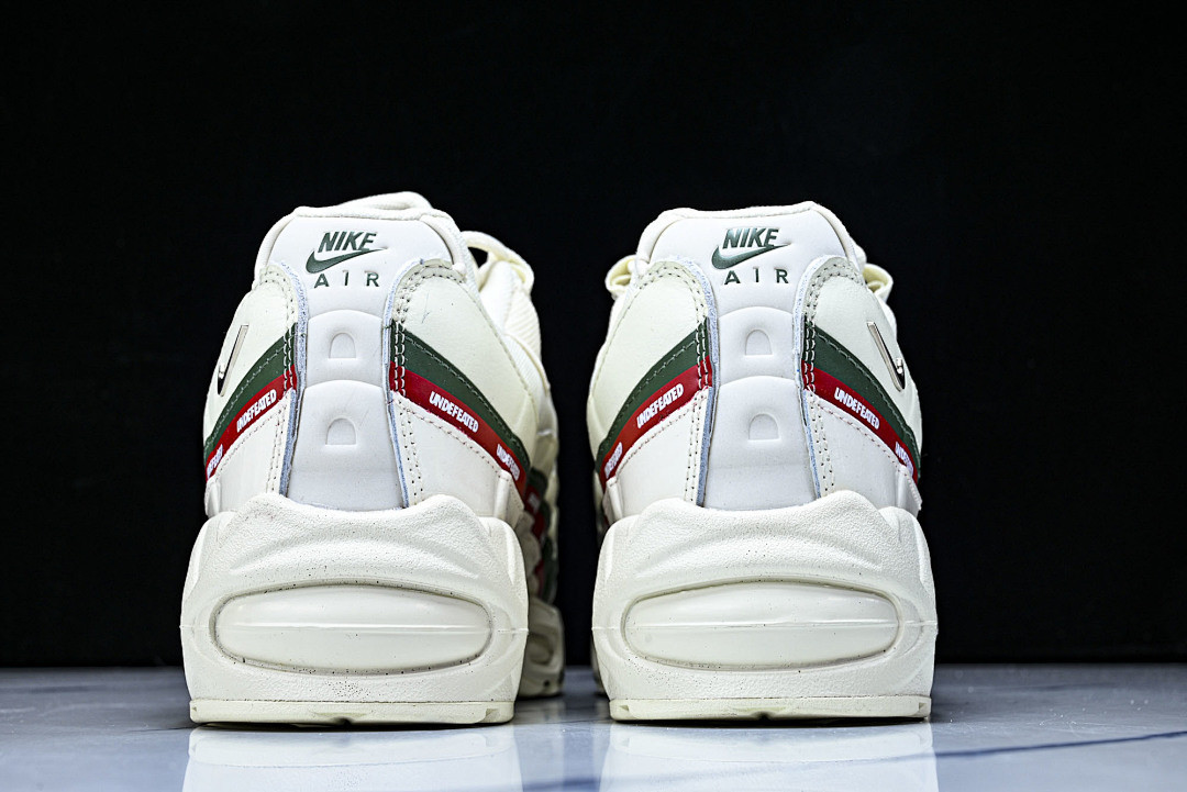 UNDEFEATED Nike Air Max 95 "Sail" IB4453-100