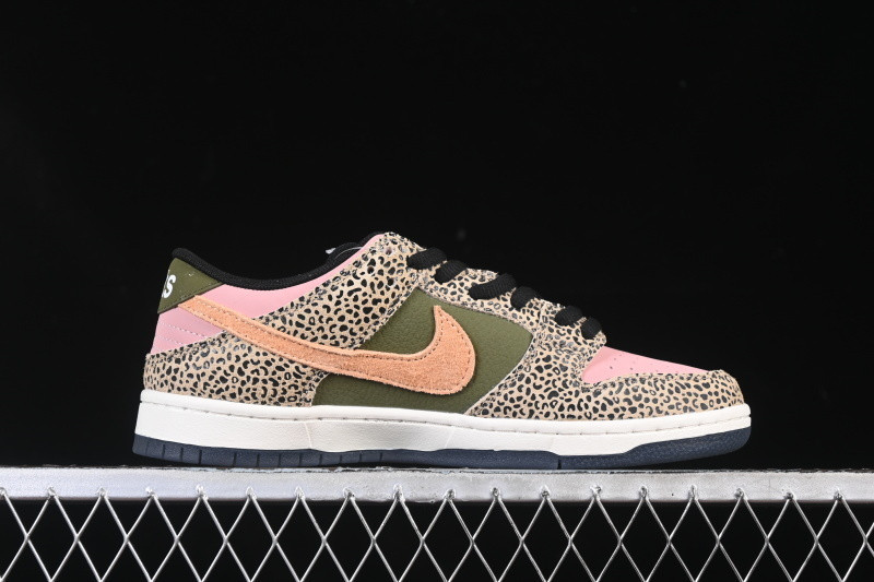 Nike SB Dunk Low Arts-Rec Men