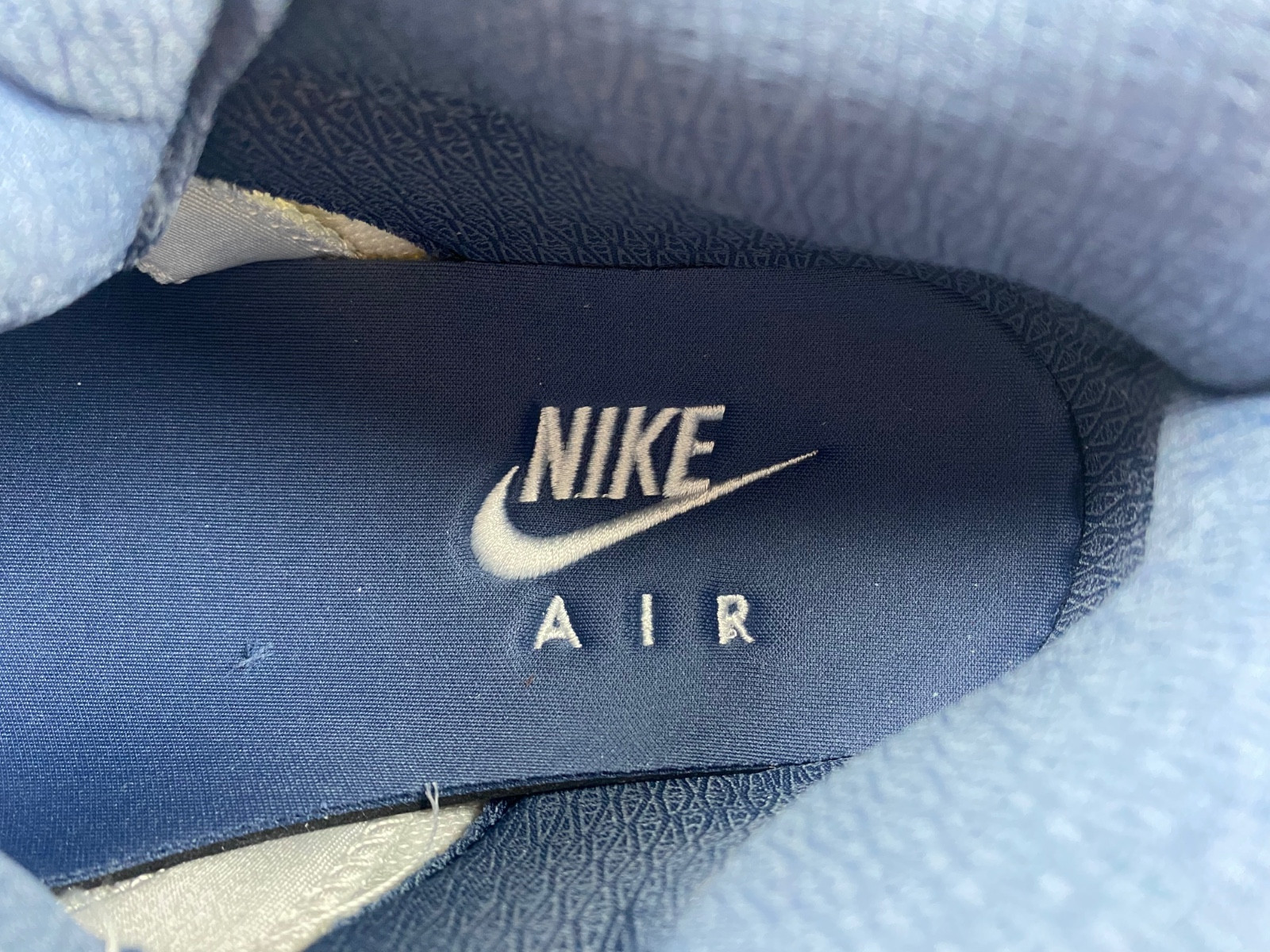 A Ma Maniére Air Jordan 5 Diffused Blue FZ5758-004