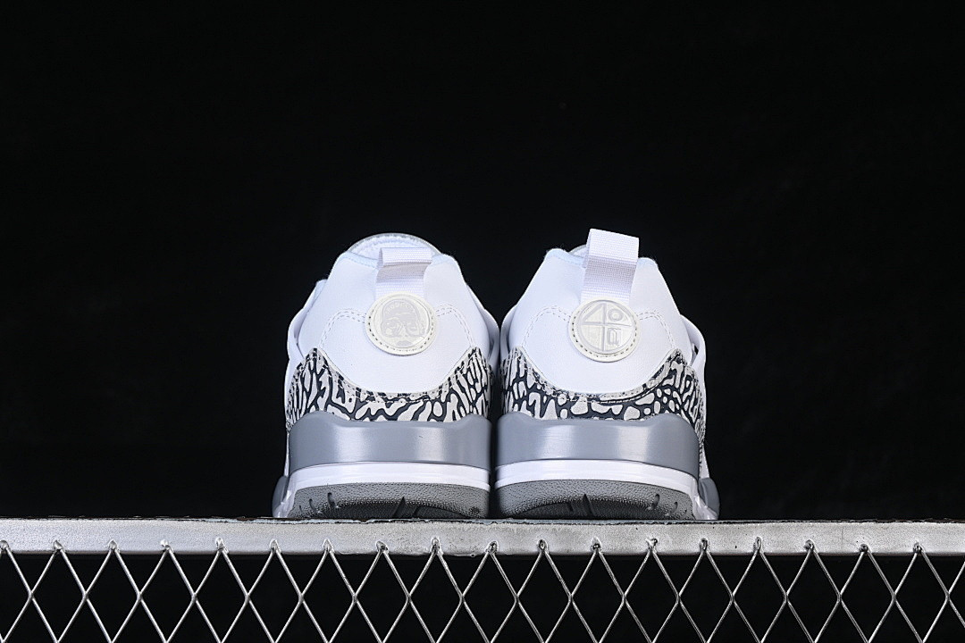 Air Jordan Spizike Low 