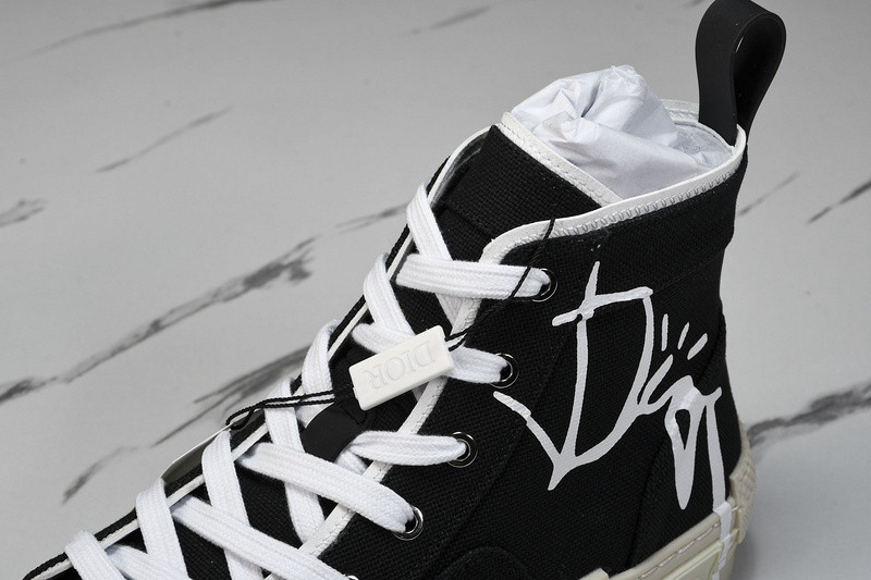 D B23 HIGH-TOP SNEAKERS