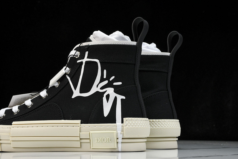 D B23 HIGH-TOP SNEAKERS