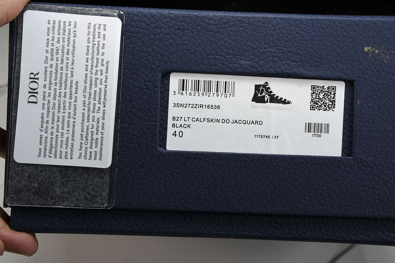 D B23 HIGH-TOP SNEAKERS