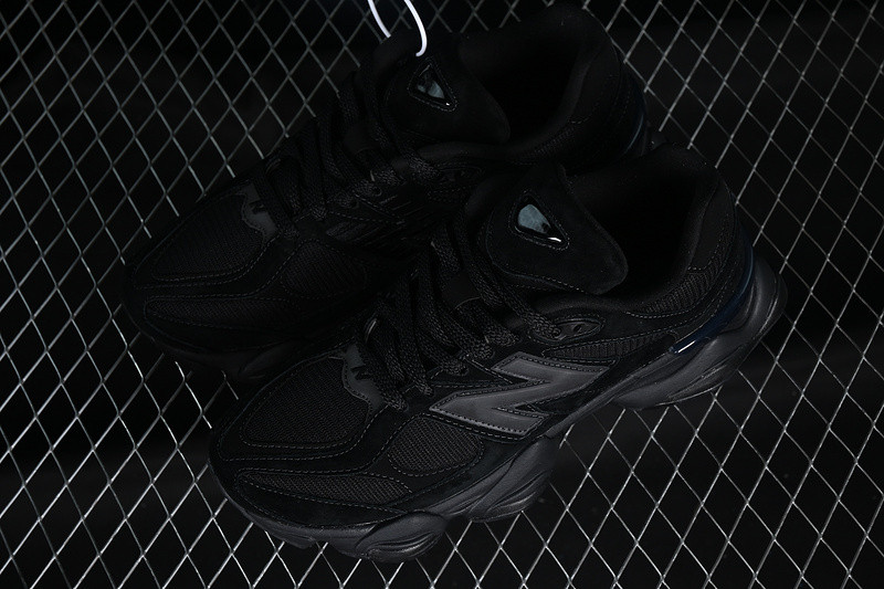 New Balance 9060 Triple Black U9060BPM